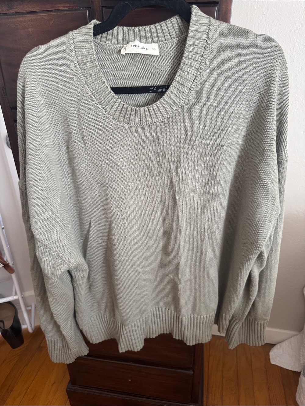 Everlane Women’s Sage Green Crewneck Sweater